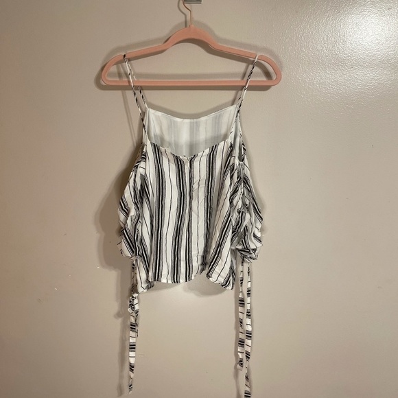 L love Off Shoulder Striped Blouse - Picture 8 of 8